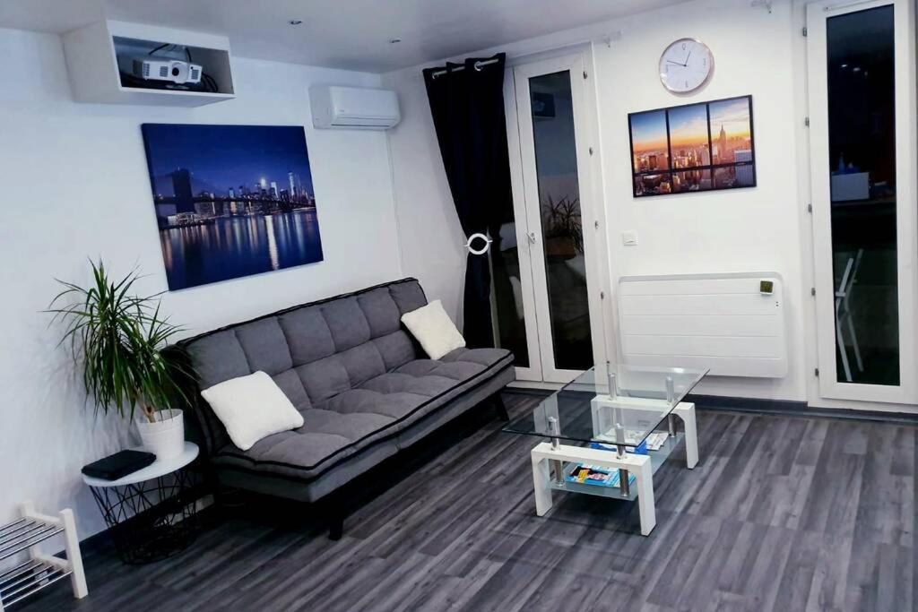 פואסי Superbe Studio De 30M2 Proche De Paris מראה חיצוני תמונה