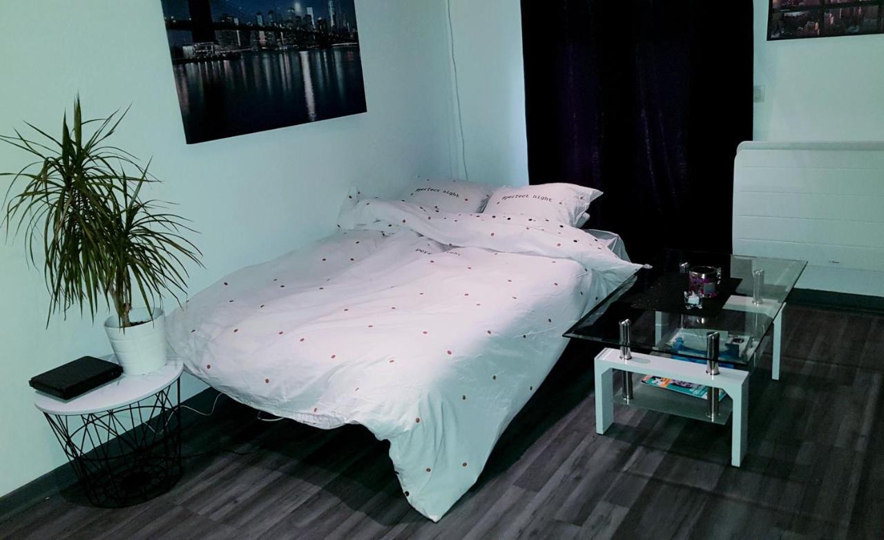 פואסי Superbe Studio De 30M2 Proche De Paris מראה חיצוני תמונה
